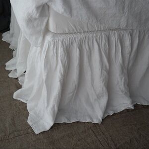 Handmade Linen Dust Ruffle